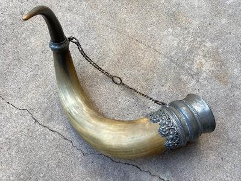 Decorative Horn Antique Trophy Drinking Plaque Longhorn Pewter circa 1897 Trophy Prize