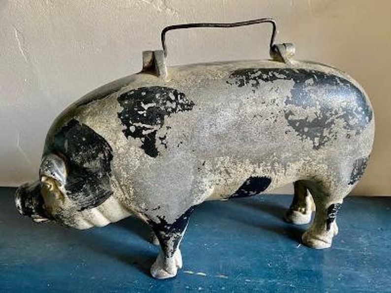 1930s Cast Iron Anatomical Pig, Salesman Sample, Moorman Mineral Supplements