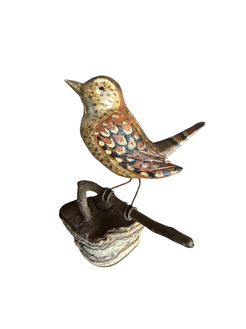 Austrian Folk Art Carved Wood Wren #94, 1930s