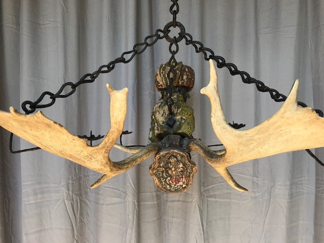 Lustermanchen Merchant Hanging Antler Chandelier, 6 Candle Holders