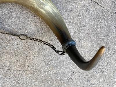 Decorative Horn Antique Trophy Drinking Plaque Longhorn Pewter circa 1897 Trophy Prize