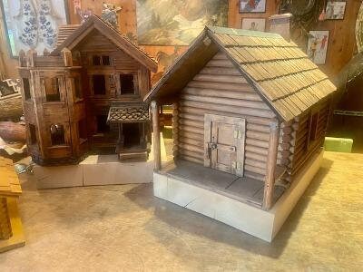 Large Adirondack Log Cabin Model House