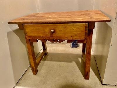 Primitive American Pine Side Table, Bedside Table